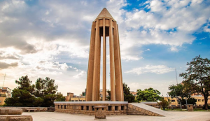همدان -آرامگاه بوعلی سینا