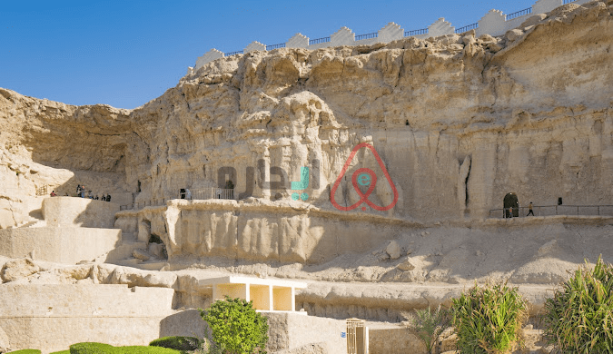 غار خربس قشم