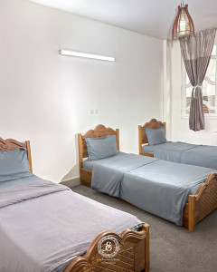 اتاق خواب سه تخته مهمانپذیر الماس غرب شهریار