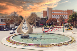 میدان آزادی شاهرود جاهای دیدنی شاهرود؛ از جنگلهای هیرکانی تا سکوت کویر | ایجاره